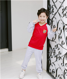 冬季男中小學(xué)生運(yùn)動衛(wèi)衣V領(lǐng)