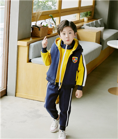 冬季男中小學(xué)生運(yùn)動服裝（帶背心）